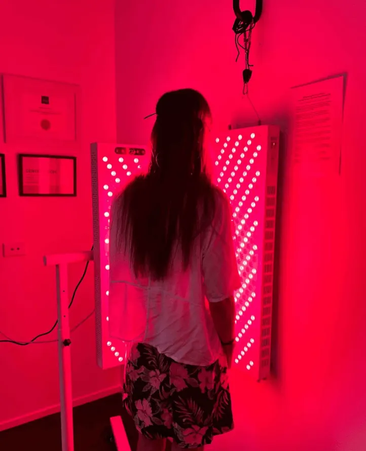 Client having red light therapy at Long Life Hyperbarics